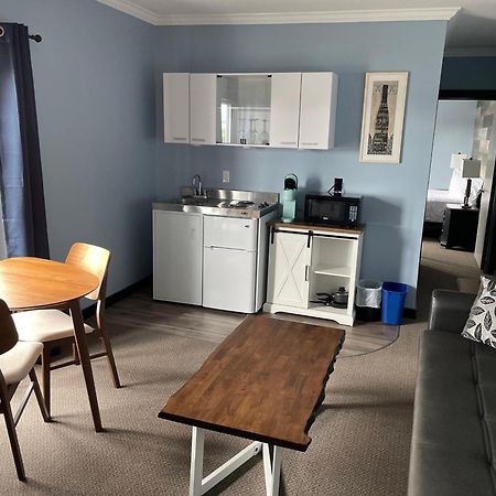 Acadian Hotel スティーブンビル エクステリア 写真